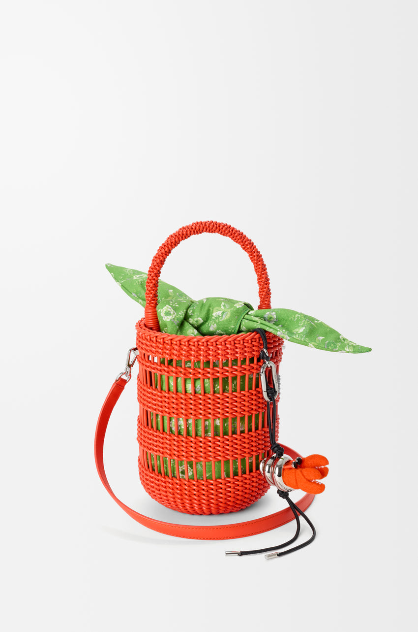 Weaved bucket in nappa leather